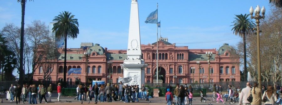 1 of 1, Casa Rosada with flags and protesters